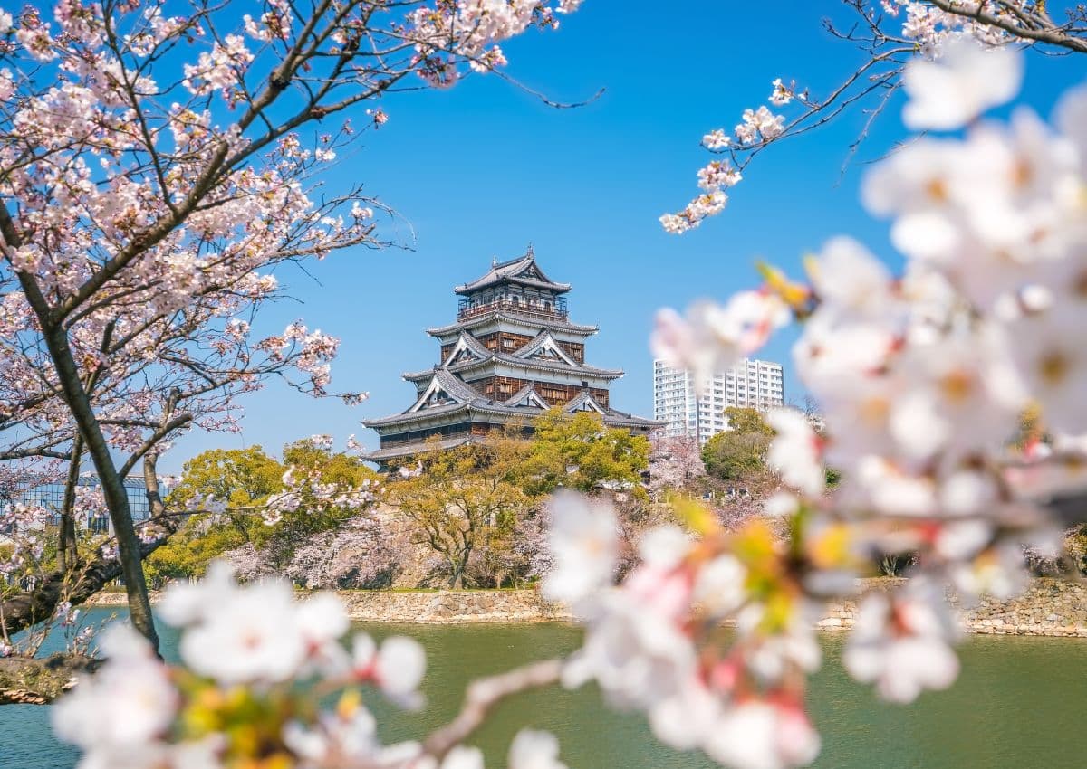 Hiroshima-borgen om foråret, Japan