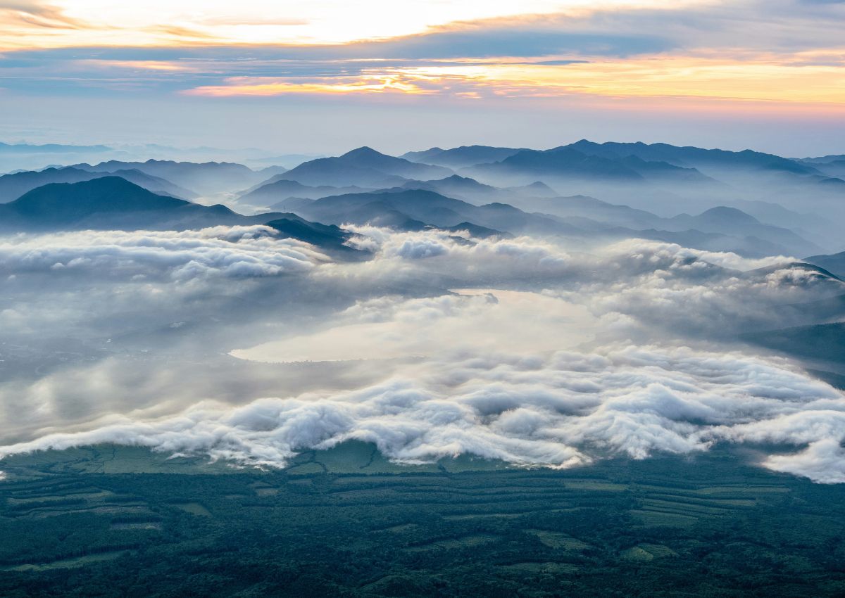 Solopgang fra Mount Fuji i Japan