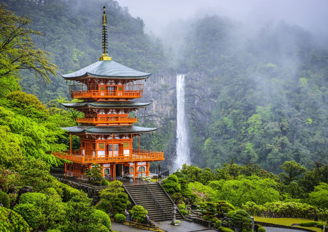 Nachi vandfaldet på den berømte pilgrimsrute, Kumano Kodo ruten på Kii-halvøen.