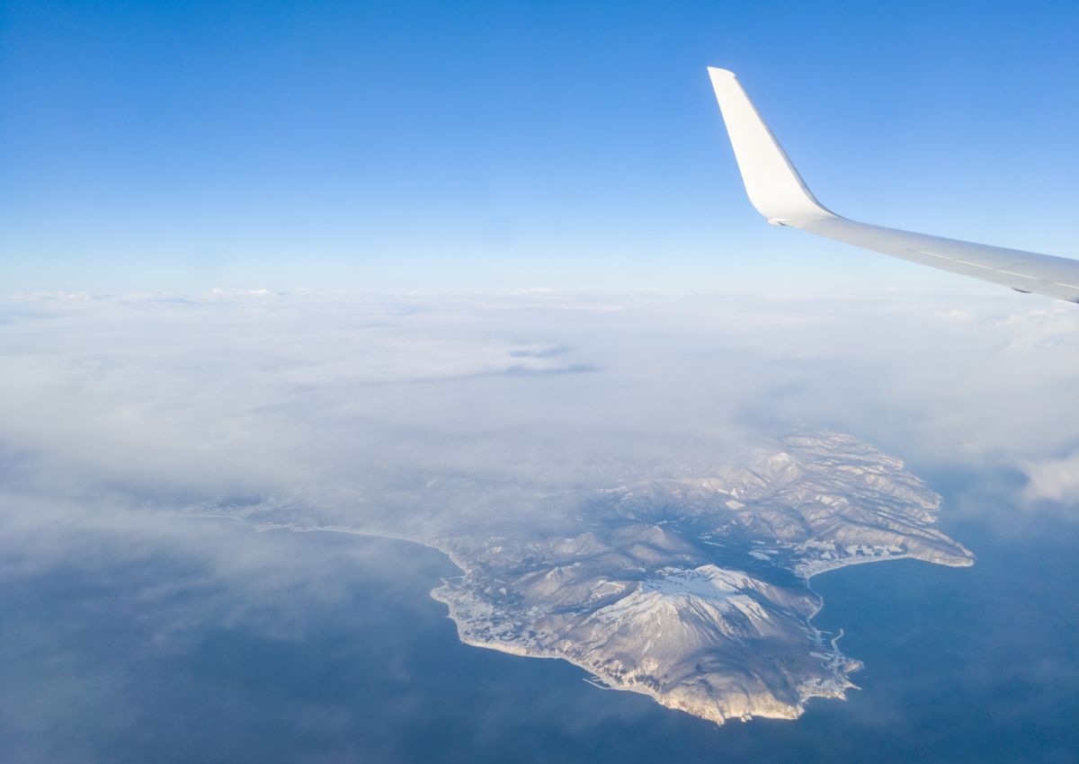 Fly flyver over Hakodates vinterlanskab, Hokkaido