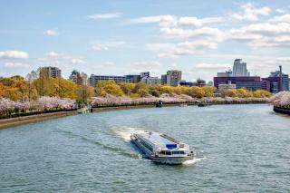 Flodcruise i Osaka