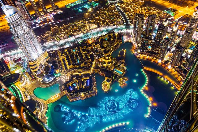 Close-up foto af Dubai centrum om natten, Dubai 
