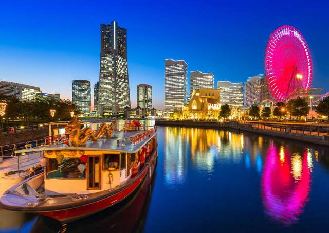 Yokohama om natten