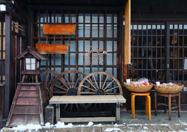 Historiske Takayama på en vinterdag