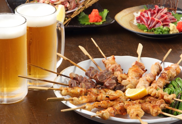 Øl og yakitori i Hakuba