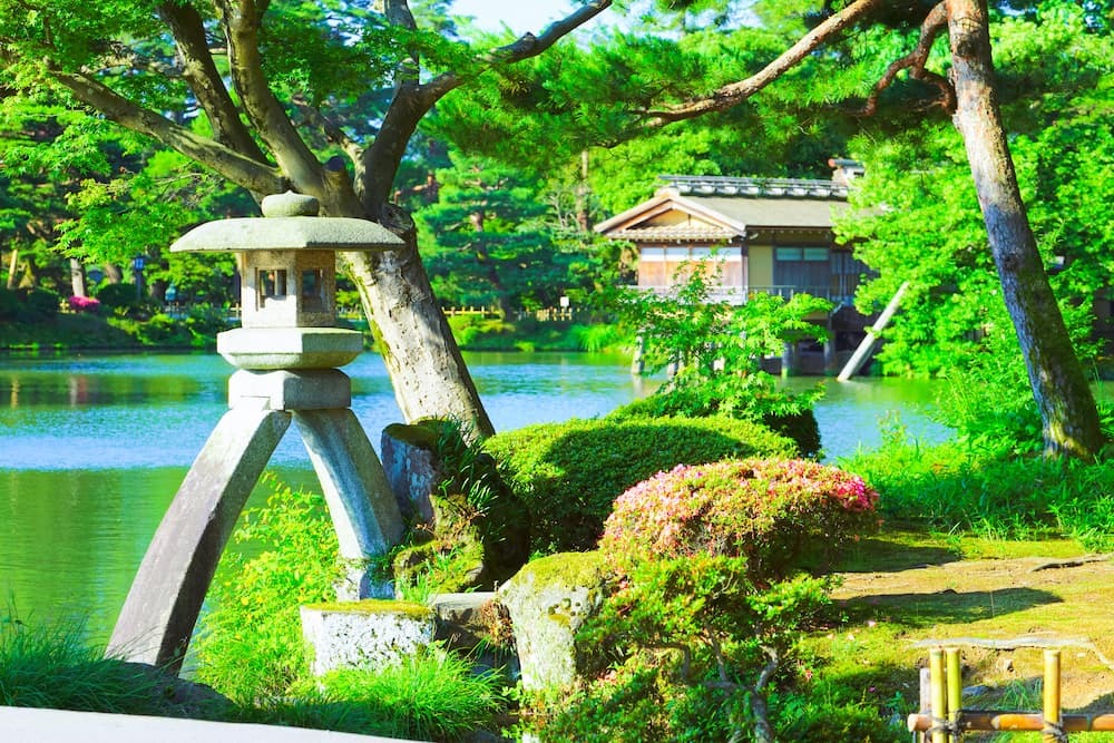 Den japanske have i Kenrokuen Garden, Kanazawa City