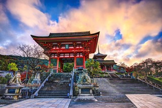 Kiyomizudera templet, Japan