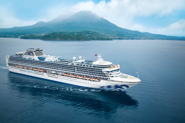 Diamond Princess luksuskrydstogtskibet ved Kagoshima