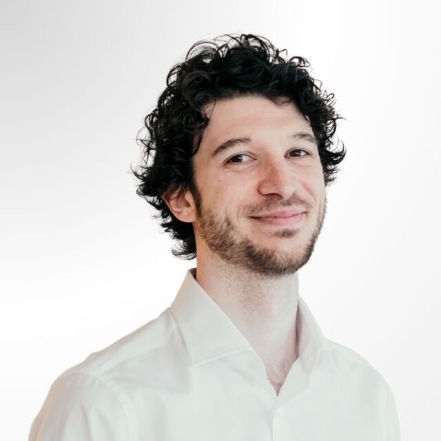 Lorenzo Pilastri, Senior marketingchef