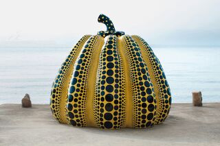 Den ikoniske græskarskulptur af den Japanske kunstner Yayoi Kusama