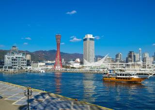 Kobes maleriske havnefront