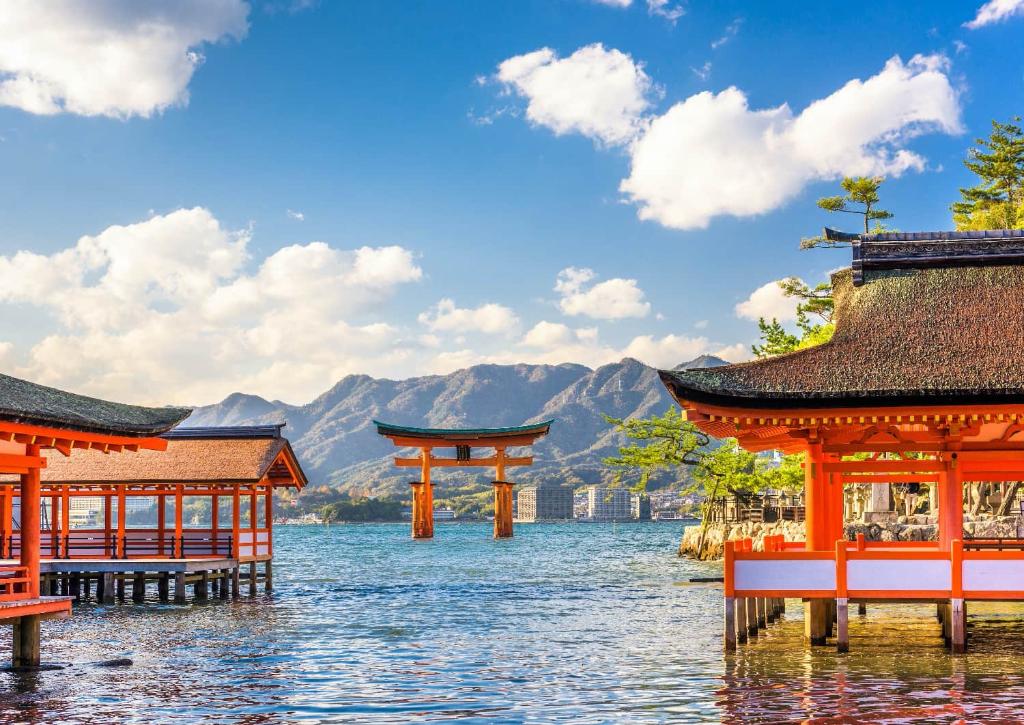 Den berømte flydende torii-port