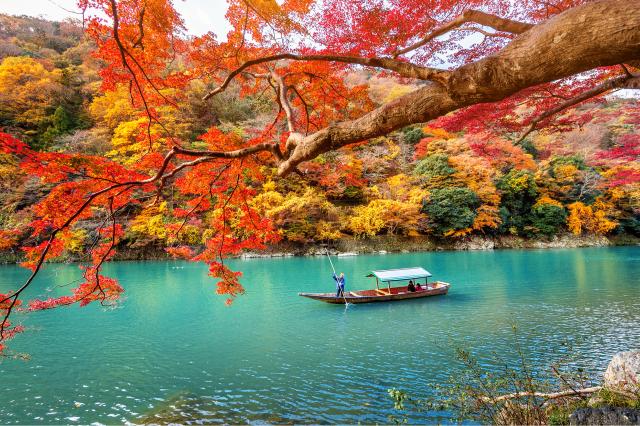 Bådtur på Hozu-floden, Arashiyama